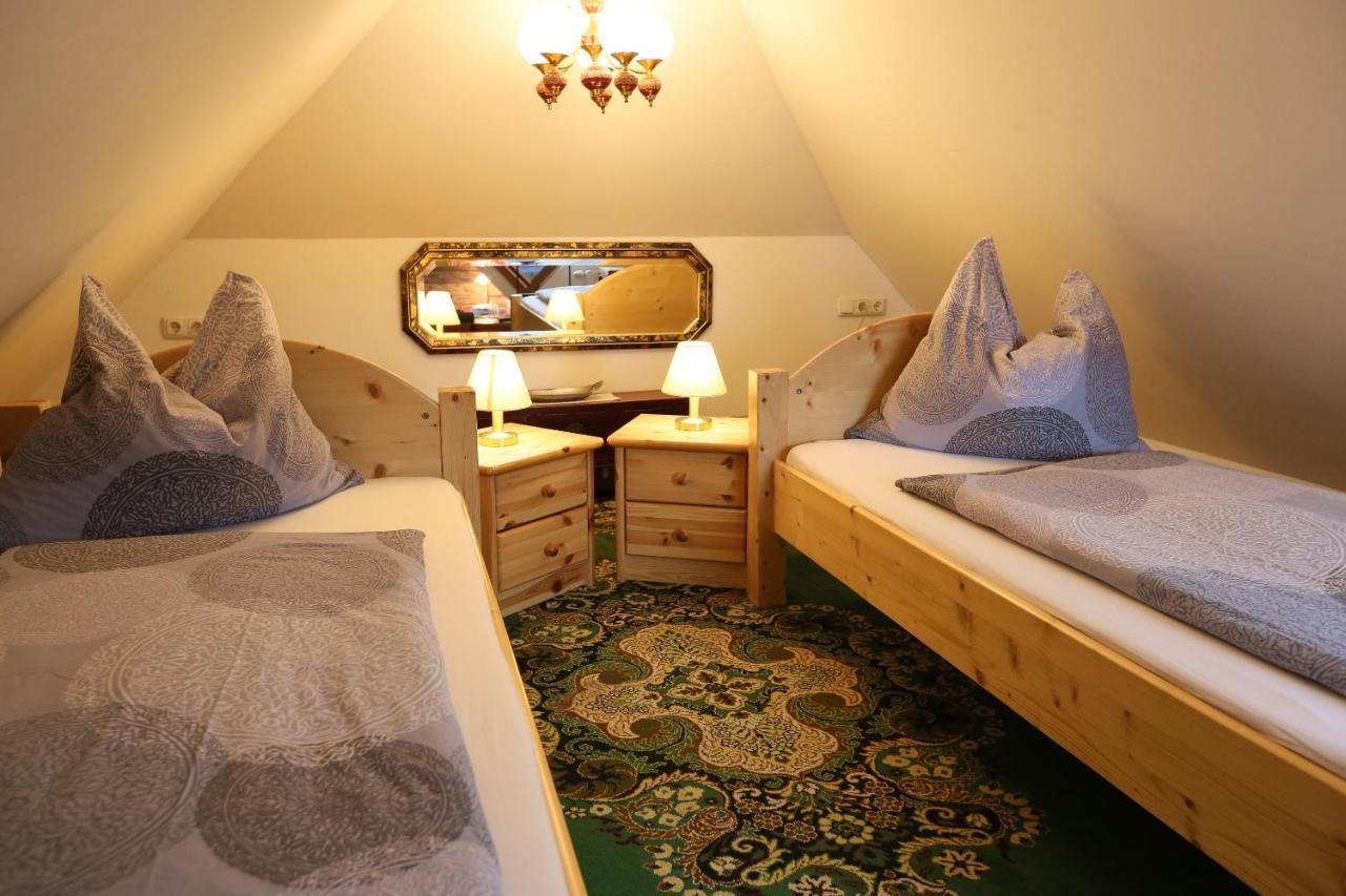 Baderhaus Hotel Bruck an der Mur Bagian luar foto