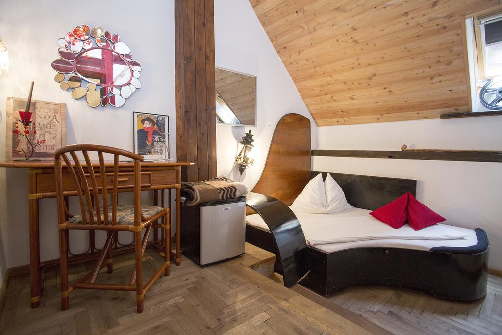 Baderhaus Hotel Bruck an der Mur Bagian luar foto